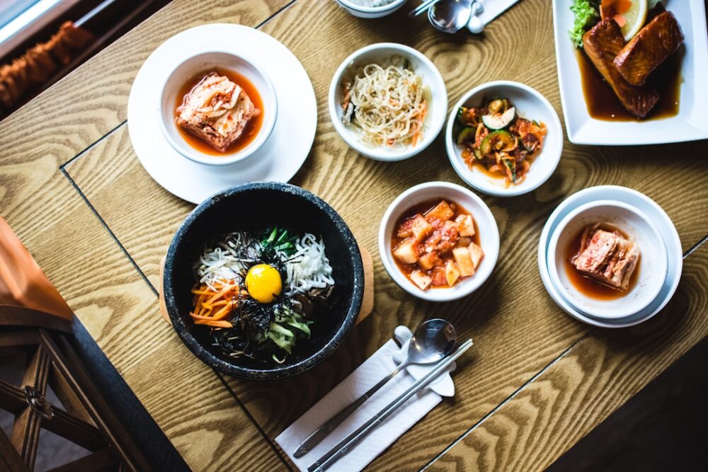 korean food bibimbap kimchi
