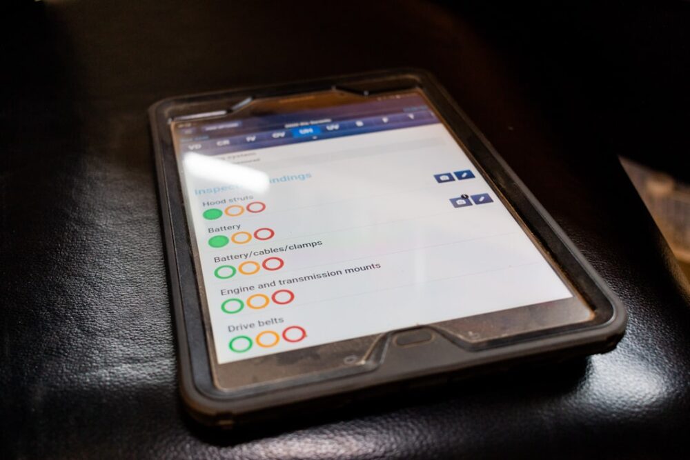 emergency response checklist phone notification