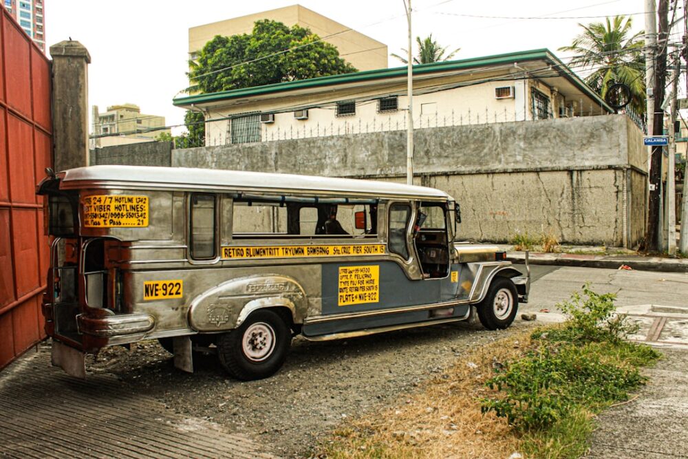jeepney philippines public transport street