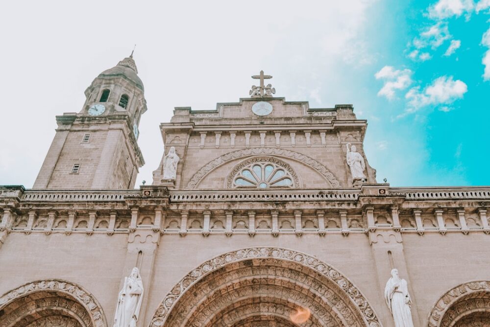 filipino people culture church manila
