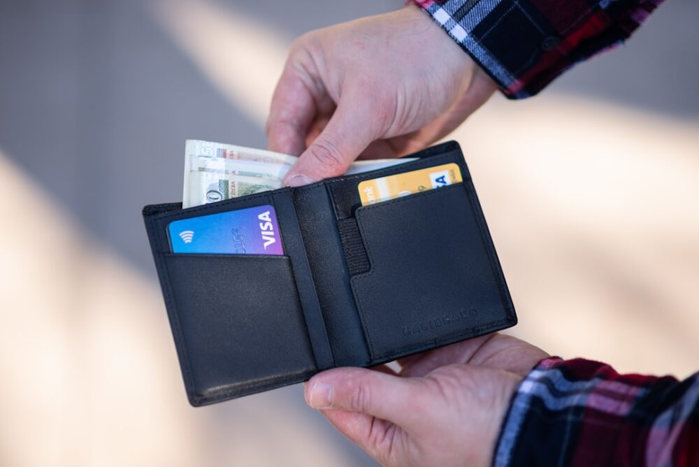cash wallet credit card travel safety