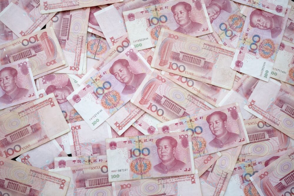 currency exchange thai baht banknotes